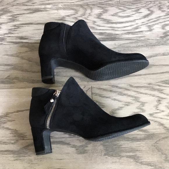 Stuart Weitzman ankle suede boots size 7M - Picture 7 of 16